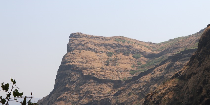 Scenic hill fort, one of the places to visit in Virar, with rich history and breathtaking views.