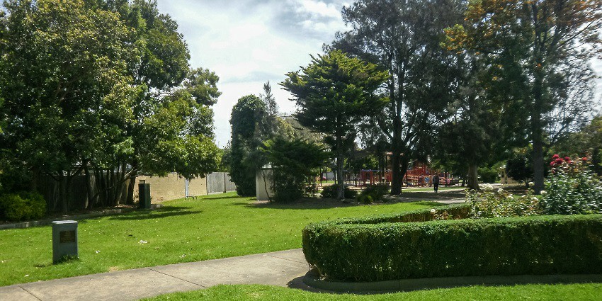 Tau Devi Lal Park is a lush green park offering a rejuvenating experience.