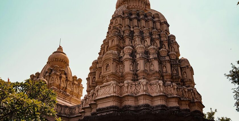 Temples in Juhu offer a spiritual side of other populous sides of the city for pilgrims.