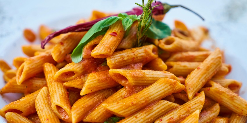 Ten Degrees - a trendy bistro serving diverse dishes with great coffee and desserts.