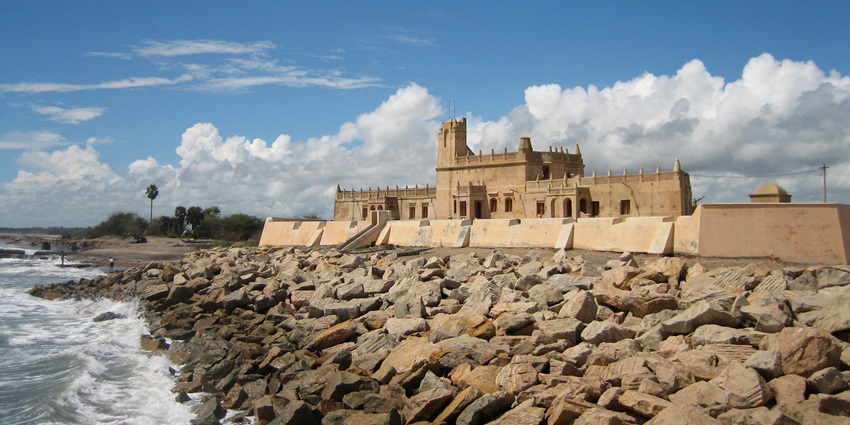 Tharangambadi is one of the historic places to visit near Chidambaram for explorers.