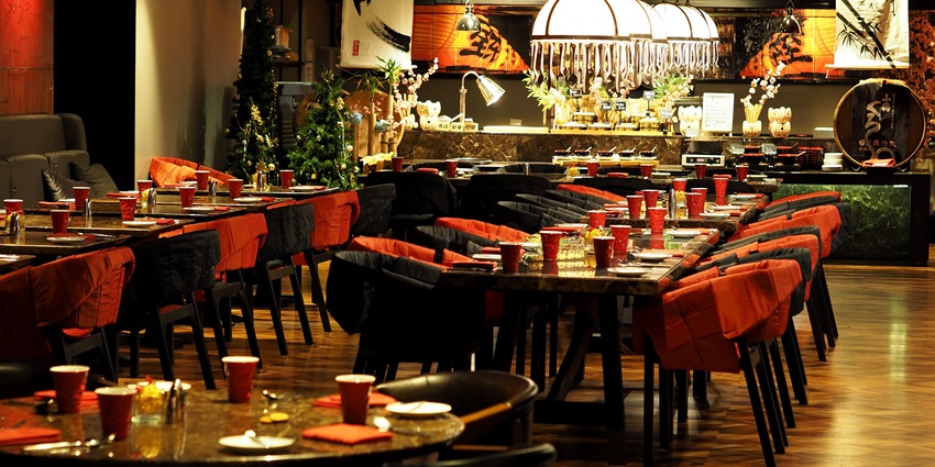 The Black Rabbit is a stylish party club in Bangalore for travellers.