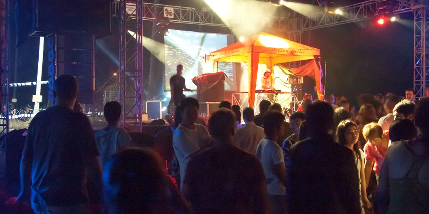 The Fisherman’s Wharf offers a vibrant setting for unforgettable parties