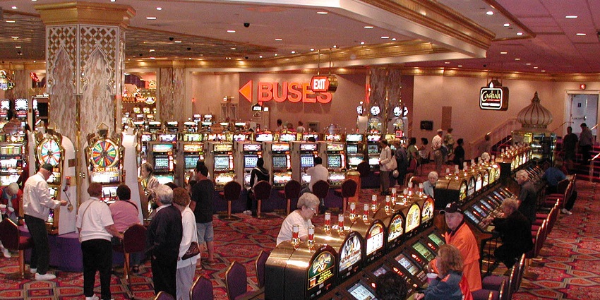 Slots at the Golden Crown Casino in North Goa