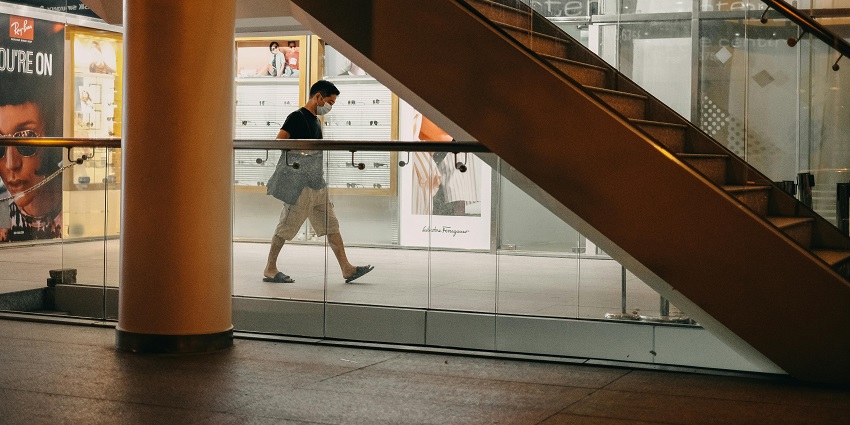 The Lonavala Mall is an ultimate shopping destination for all kinds of shoppers.