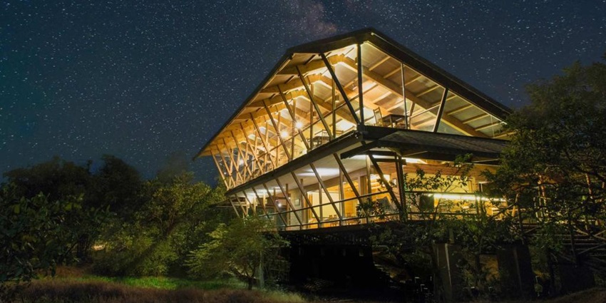 A treehouse, ideal for stargazing and enjoying new year parties in Lonavala