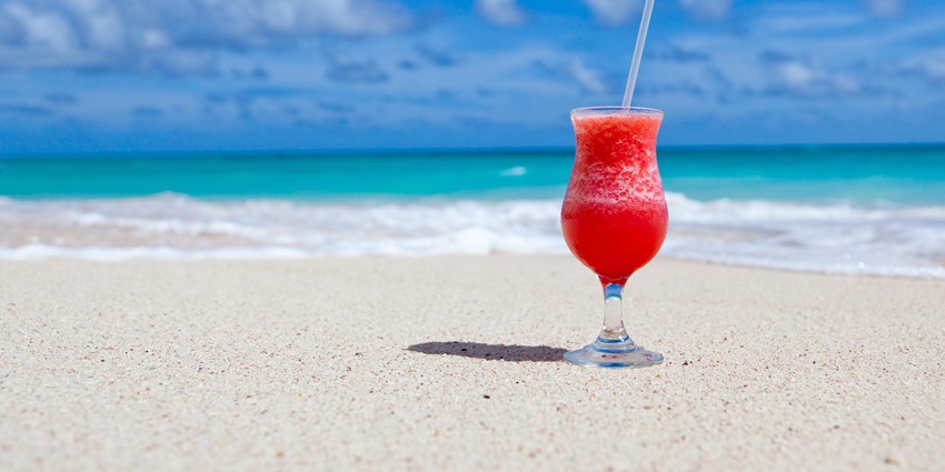 A view of a seaside club with stunning ocean views and a relaxing ambience.