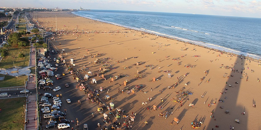 Quiet beach ideal for relaxation and enjoying picturesque sunsets