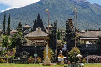 There are several exciting things to do in Bali for couples for a romantic experience.