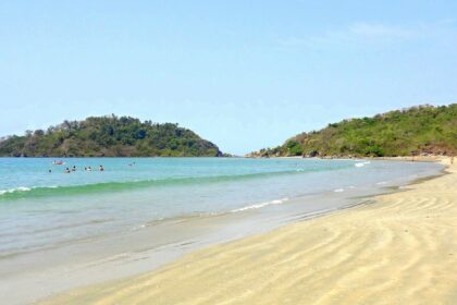 There are numerous exciting things to do in Goa in January on your winter holiday.