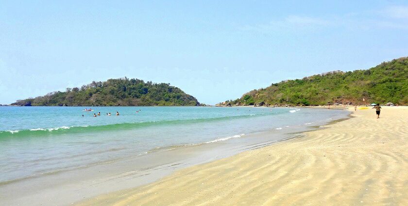 There are numerous exciting things to do in Goa in January on your winter holiday.