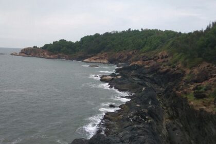 Witnessing these majestic cliffs from Gorkana rocks is one of the must things to do in Gorkana