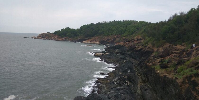 Witnessing these majestic cliffs from Gorkana rocks is one of the must things to do in Gorkana