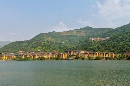 There are numerous exciting things to do in Lavasa, a beautiful city located near Pune.