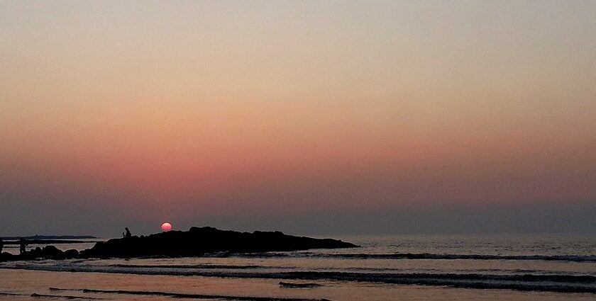 View of Aksa beach at sunset in Mumbai, visiting this is one of the must things to do in madh island