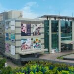 An aerial picture of a shopping mall in Malad