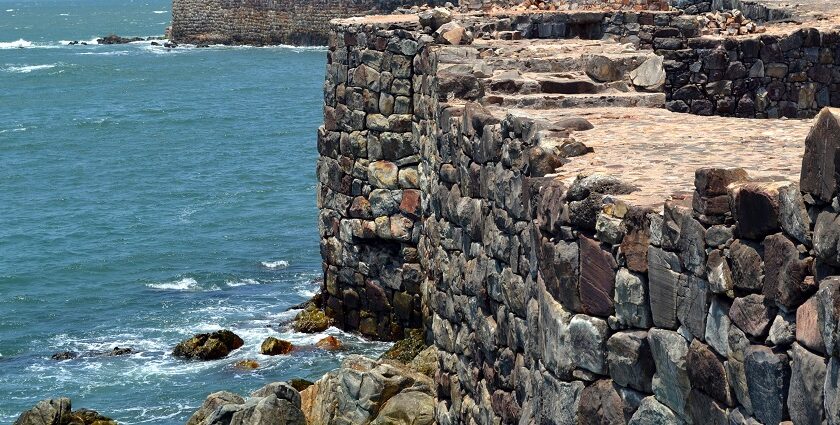 Aerial view of the historic Sindhudurg Fort in Malvan, surrounded by the Arabian Sea.