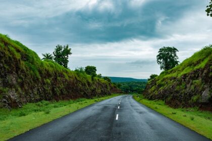 An image of Indore, a city known for its rich food culture and bustling shopping markets.