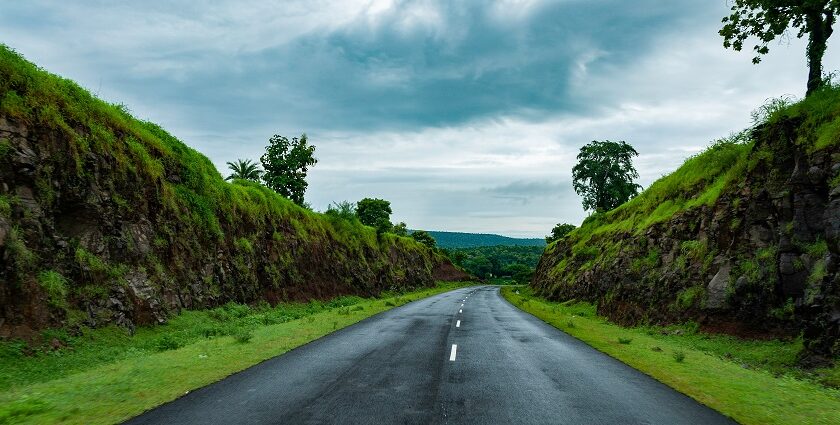 An image of Indore, a city known for its rich food culture and bustling shopping markets.