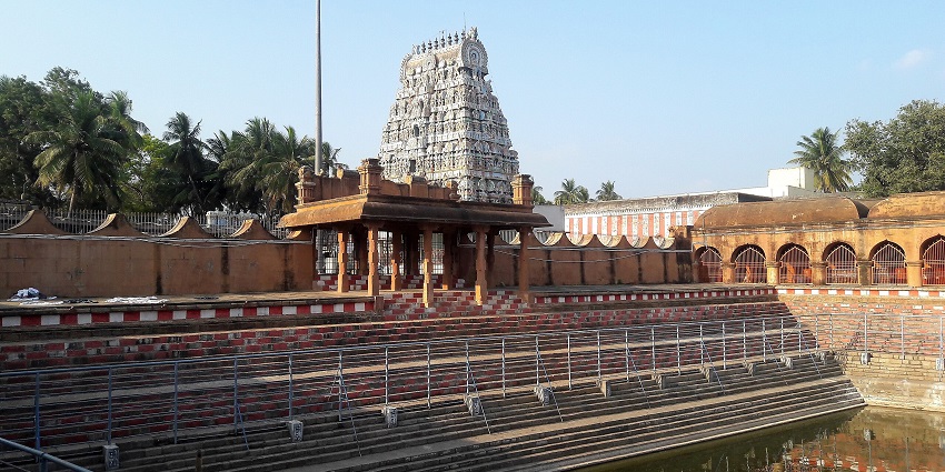 An image of the Thirunageswaram Temple, one of the navagraha temples in Kumbakonam.