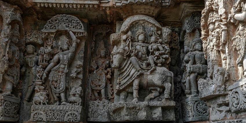 Stone carvings at Saneeswaran shrine, the heart of temples in Nagapattinam