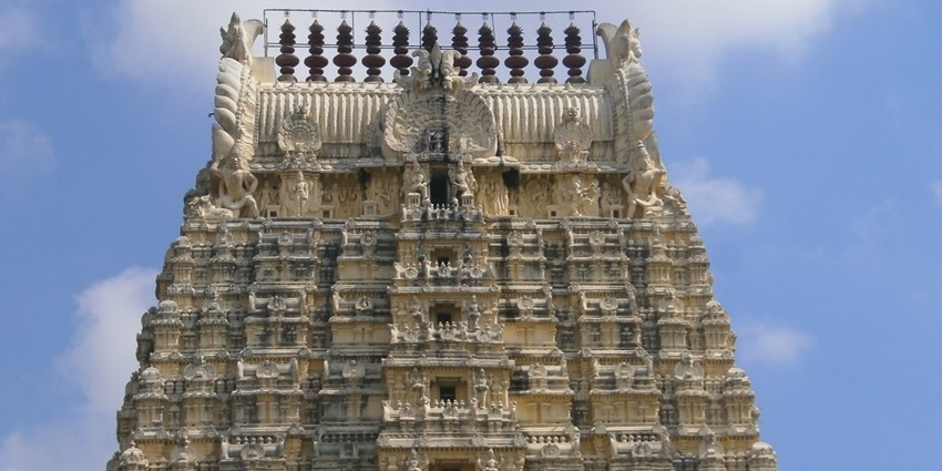 A picture of Lord Vishnu’s home, one of the top places to visit in Ramanathapuram.