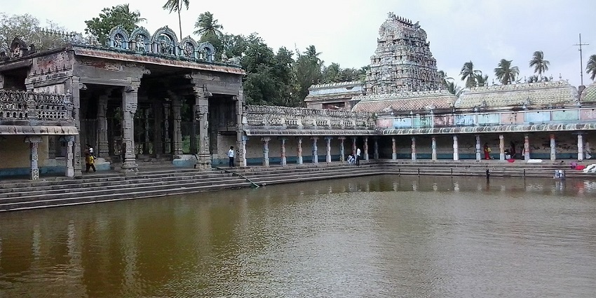 A scenic view of Thiruvarur temple in Tamil Nadu, India, highlighting its intricate architecture.