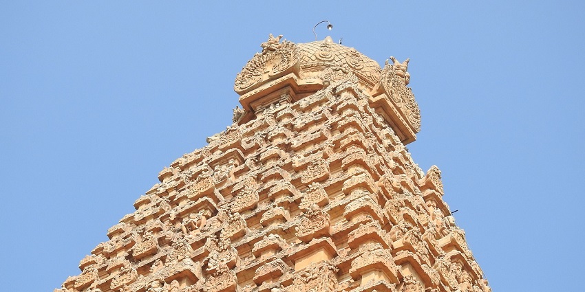 This Temple in Chennai is a serene space for devotees.