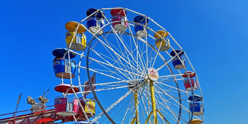 Enjoy thrilling rides at Fun World Amusement Park, one of the famous attractions in Bangalore.