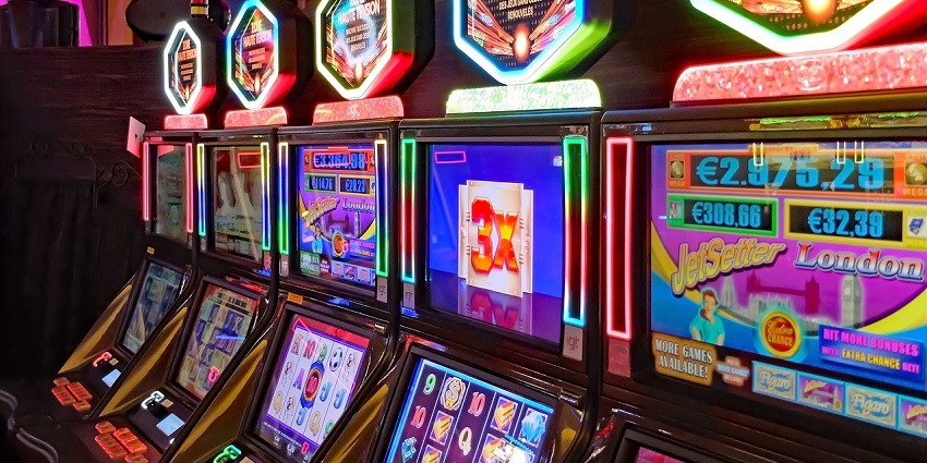 Tiger Palace Resort & Casino in Mahendranagar, Nepal has several different slot machines.