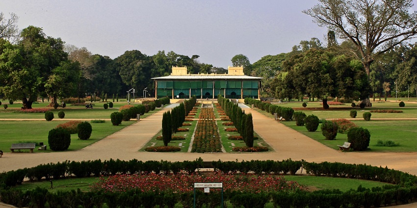 Visiting Tipu Sultan’s Palace, a historic site is one of the top things to do in Nandi Hills.