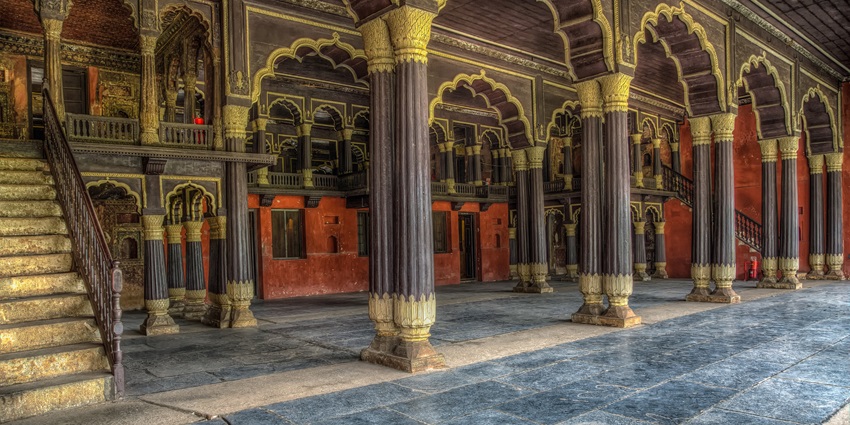 View of the intricate architecture inside the halls of Tipu Sultan’s Summer Palace