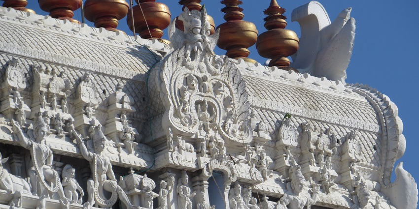 A picture of Murugan Temple, one of the most spiritual places to visit in Thoothukudi.