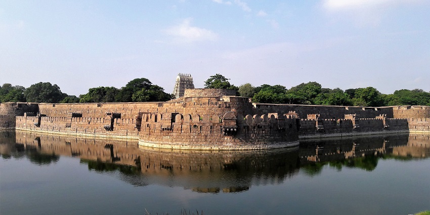 The intricate carvings of the ancient walls tell about the historic past of the temple.