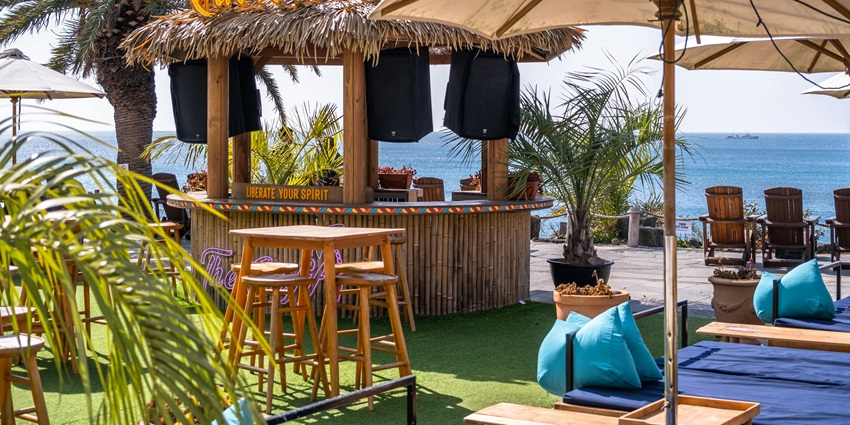 Bonobo in Bandra is a cozy, open-air bar with great drinks and a relaxed vibe