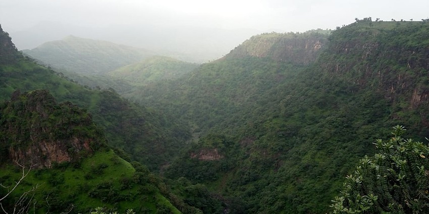 Stunning panoramic view of Toranmal Hills from the highest vantage point.