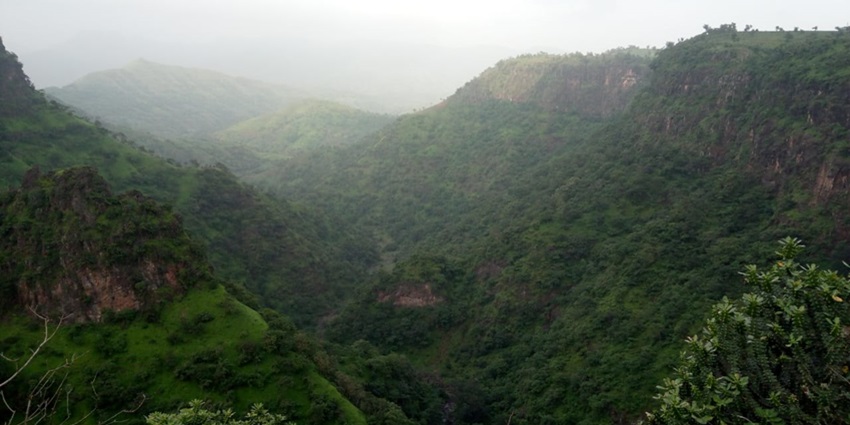 Scenic Toranmal hill station with green valleys--hill stations in maharashtra to visit in summer