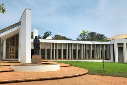 A glimpse of a famous tourist attraction on the lush green grounds of Tamil Nadu.