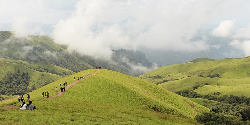 Enjoy exciting trekking adventure sports in Kodaikanal’s lush trails and tranquility.