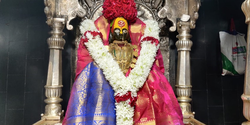 The Tuljabhavani temple in Maharashtra, a must-visit for tourists and history lovers.