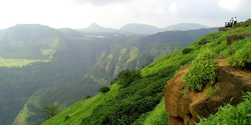 Tung Fort, one of the popular attractions to visit in Lonavala for an adventure.