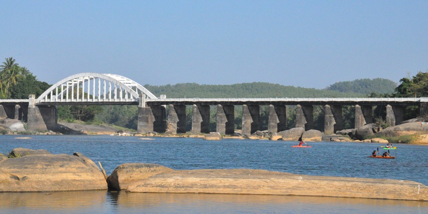 Famous Yellammavase Jathre January 2013 in Thirthahalli. Banks of Tunga River