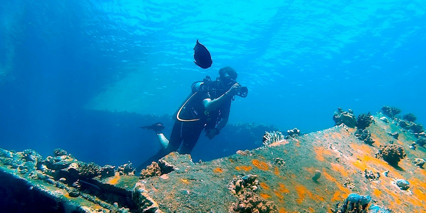 A glimpse of Turret Rock, a serene destination for trying Grand Island Goa scuba diving.