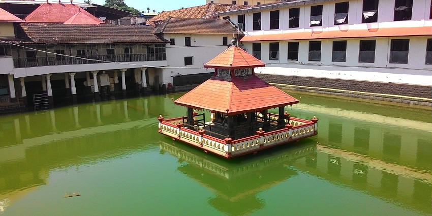 Offer prayers at the sacred Udupi Sri Krishna Temple, a major pilgrimage site in Udupi.