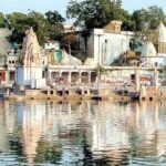 Panoramic view of Ram Ghat and the Kshipra River, one of the top things to see in Ujjain.