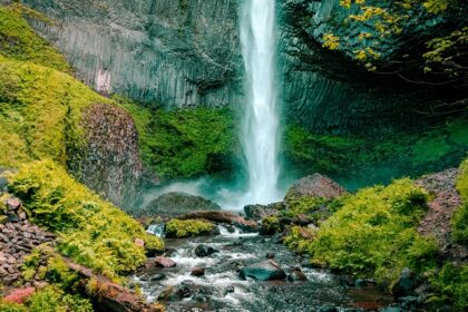 Beautiful view of Ulakkai Aruvi Waterfalls in the district of Kanyakumari in Tamil Nadu.