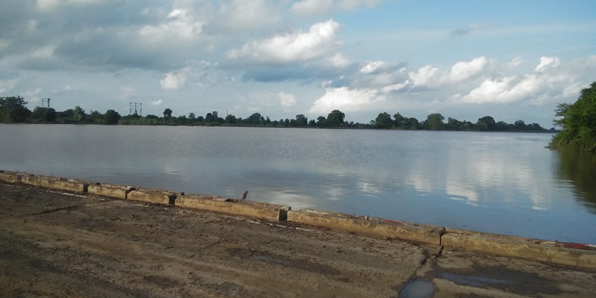 Ulhas river in its full swing.