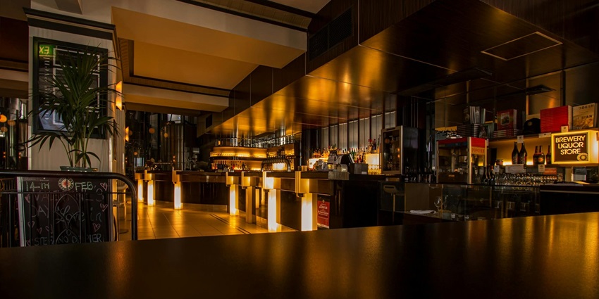 A glimpse of aesthetic vibes at the Underdoggs Sports Bar And Grill in the region.