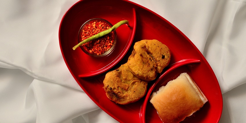A Mumbai classic that packs a spicy punch.