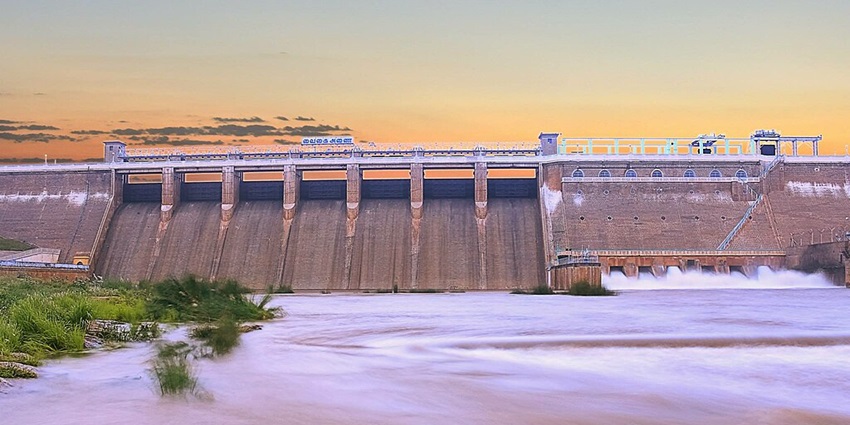 Vaigai dam offering beautiful views and recreational activities nearby